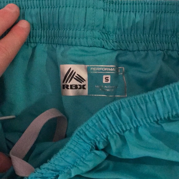 🌻RBX Workout Shorts - Picture 2 of 3